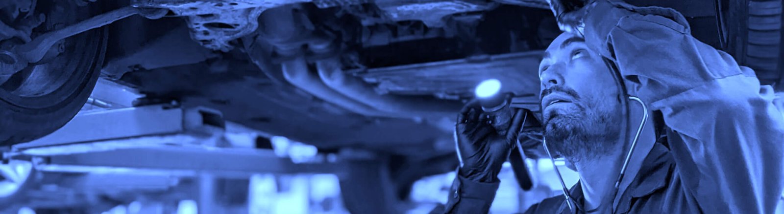 Paddock Imports Volvo mechanic in Denver CO